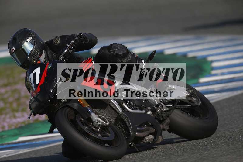 /Archiv-2024/02 29.01.-02.02.2024 Moto Center Thun Jerez/Gruppe gruen-green/77